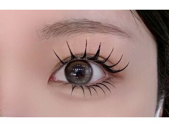 ビーナスベルト 原宿(VENUS BELT)の写真/トレンドの韓国風・ワンホン風束感仕上げも☆自まつ毛へのダメージが少ないマツエクで持ちの良さもUP◎