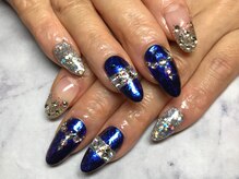 ラウト デコレーションアンドネイルサロン(Lauto Decoration&Nail Salon)/ブルーキラキラネイル