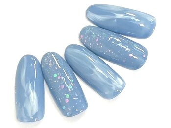 コルン/春ブルーネイル