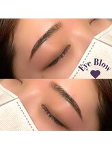 クレヴィア(CREBIA)/長めの眉毛で色気のある印象に◎