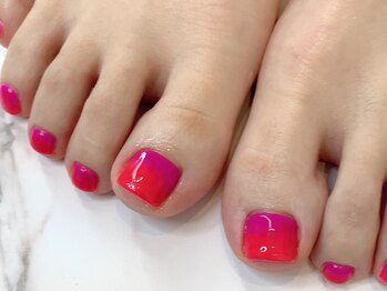 リッシュ(RICHE)/フットグラデーションネイル