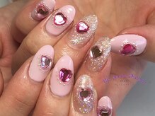 アン ジョーヌドラゴ/ピンク☆ハートネイル