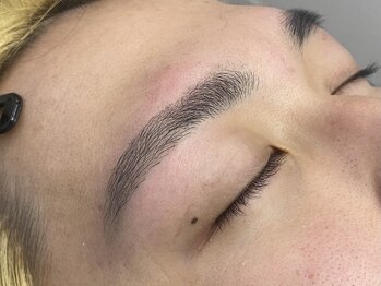 マユラボ/メンズ：HBL