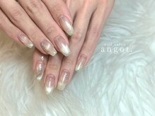 アンガット(angot.)/マグネットラメフレンチネイル