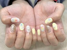 ラキ(Laki)/色鉛筆ネイル