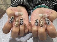 レビー(Revie)/アート