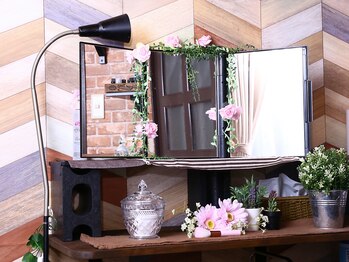 まるーん(Maruun)/メイクスペース