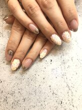 チアロ(Chiaro)/ガーベラネイル