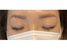 ガーランド オブ テイスティ(garland of Tasty)/眉メイクをラクにします！