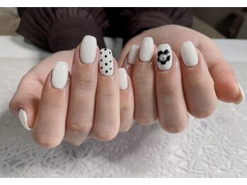 ホワイトネイル