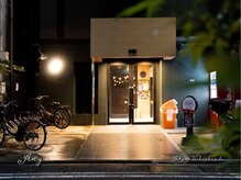 アンジー(Angie)/サロンが入っているビルの入り口