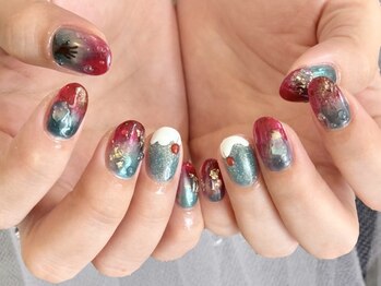ニュアンス赤ネイル