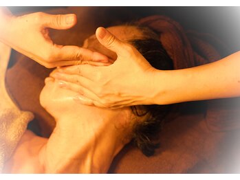 キヨラカ(氣浄華 kiyoraka)/お肌を細胞レベルから形状記憶！