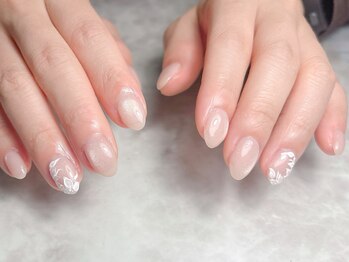 記念に♪素敵なブライダルネイル