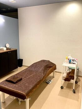 ここまる 稲毛駅前鍼灸院/施術部屋風景