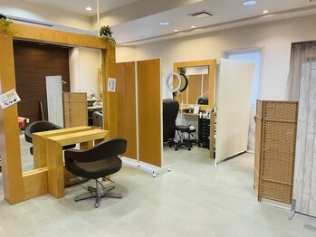 エン(EN.)/【道案内】12.サロン内の写真