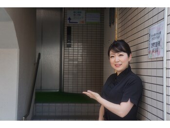 トータルビューティサロン クイーン(Queen)/【アクセス】エレベーターへ