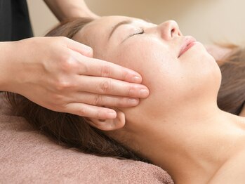 オーサム(Awesome)/自律神経ケアハンドセラピス