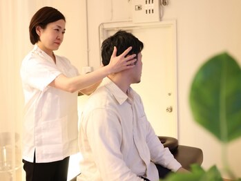 ボディスキャンスタジオ オオシロ(BODY SCAN STUDIO OSHIRO)の写真/【PC業務で辛い首・肩・腰に！】★口コミ高評価★全国各地からご来院実績多数の実力派整体！本町徒歩3分◎