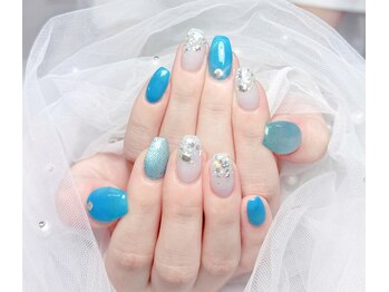 ルル 新宿店(Lulu’s)/持ち込み・新宿ネイル・長さだし