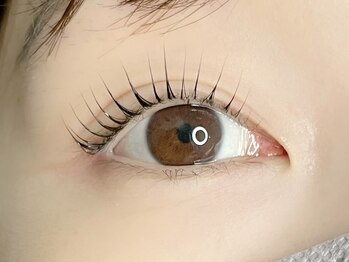 カミエユニ(Kamie-uni-)/パリジェンヌラッシュリフト