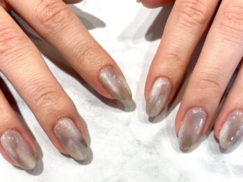 ファースト(FIRST)/ニュアンスデザインネイル