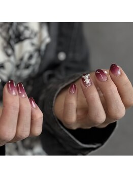 モア ネイル(more nail)/グラデーション+パーツ