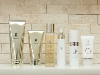 リンパクリニークアリス/化粧品一覧