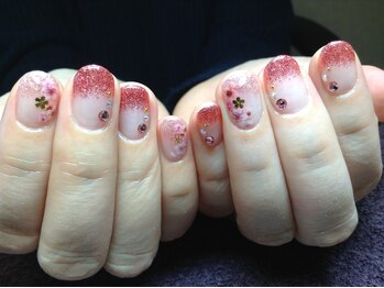 ラウト デコレーションアンドネイルサロン(Lauto Decoration&Nail Salon)/レッドラメグラネイル