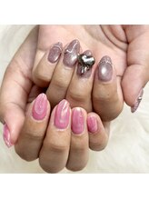 マイオティック ネイル(miotic nail)/ちぐはぐデザイン