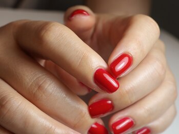 クロ(KURO)/赤ワンカラー/柳津ネイルサロン