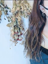 エヌ(N) アイリスト moe