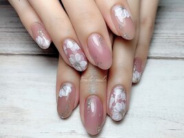 綺麗めオフィスネイル