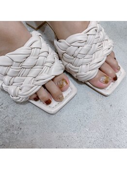 プラス デ ネイル(+ de nail)/フット☆おすすめ 8,800円~