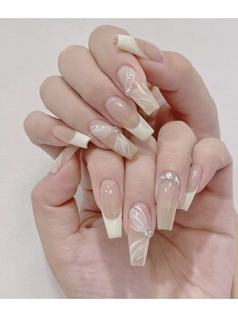 ザ デミュア 銀座店/フレンチホワイトネイル
