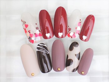 ネイルサロン あかねいろ/バレンタイン ハート手描き