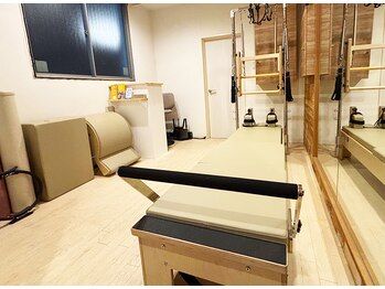 カラダメンテ 恵比寿店/完全個室|マシンピラティス