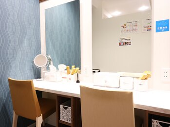 エヴァーグレース プレミシャス 心斎橋店(EVER GARACE Premycious)/サロン内のアルコール消毒の徹底