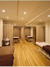 スピード美人 柏店/出来たばかりの広くて綺麗な店内