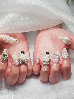 プリンセスネイル(Princess NAIL)の写真/毎月新作の今旬デザインをご提案★持ち込みもOK！特別なイベント前にも◎周りと差がつくおしゃれな指先に♪