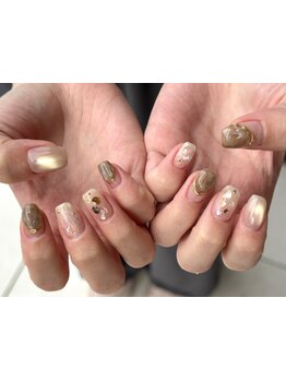 ショートネイルデザインが豊富