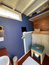 ムスビ(musubi)/服を全て脱いで、お着替え