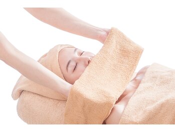 イービーシーシー 名古屋栄(e.b.c.c.)/7)毛穴洗浄＆角質除去 