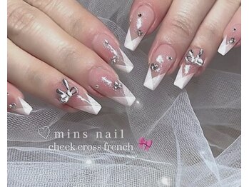 ミンズネイル(minsnail)/クロスフレンチ×チークネイル