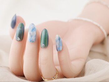 エムスラッシュ センター南(M.SLASH)/ニュアンスネイル