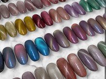 アメリカンビューティーネイルズの雰囲気（100種類以上あるマグネットネイルが、人気★）