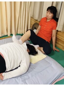 足圧宗家 良知整骨治療院/最効!一万回の足圧で肩こり解消