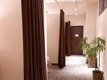 マーノ(mano)の雰囲気（施術室は個室です☆）