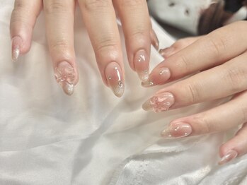 ムーンネイル(moon nail)/チークネイル