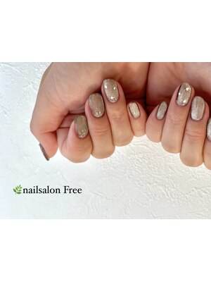 nail salon Free